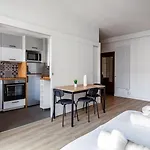 Elegant Au Coeur Du 16e Arrondissement Lägenhet Paris